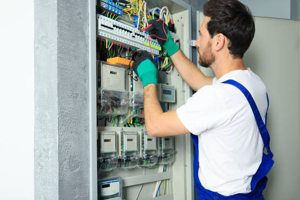 Best Circuit Breaker Repair  in Bath, MI